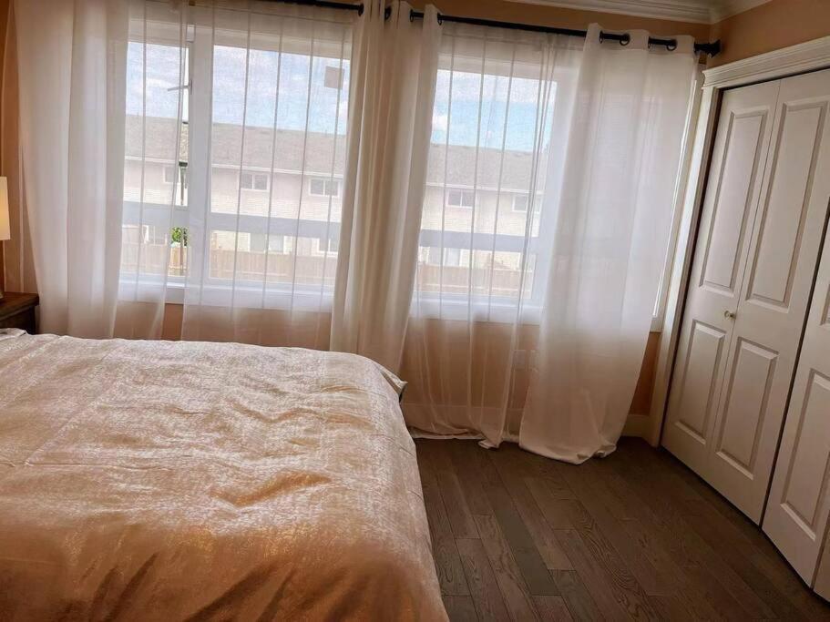 Brand New Luxury 2-Bedroom Townhouse. Duncan Eksteriør billede